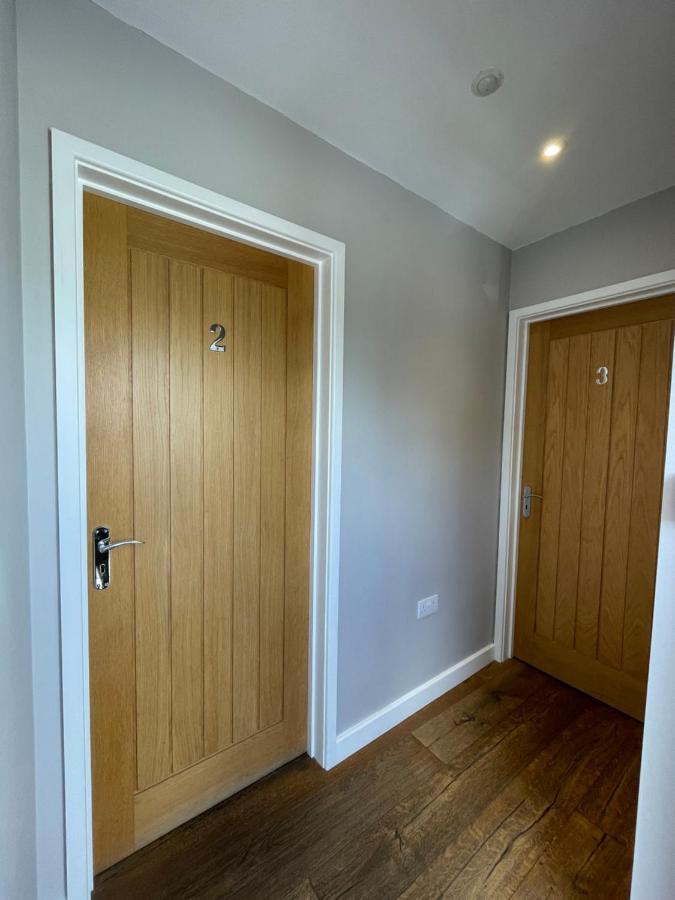 The Queen Matilda Country Rooms Avening Exterior photo
