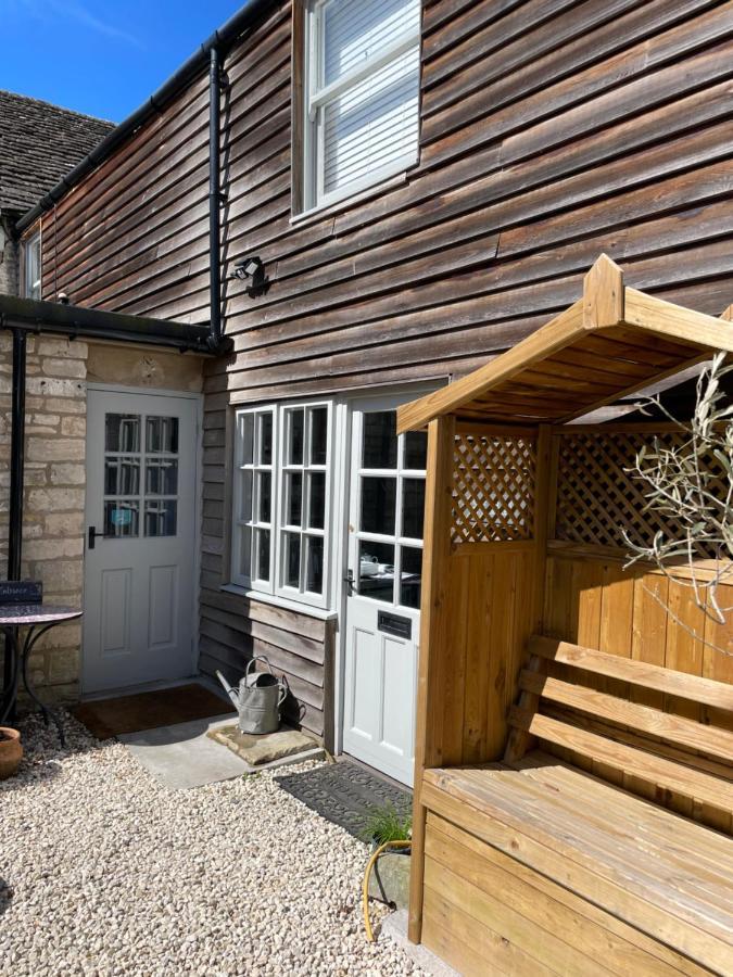 The Queen Matilda Country Rooms Avening Exterior photo